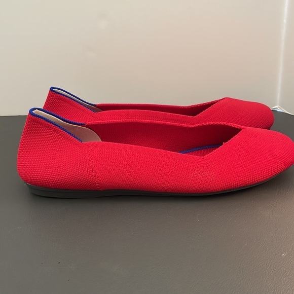 Red, Round Toe Rothy's Flats - Picture 6 of 14